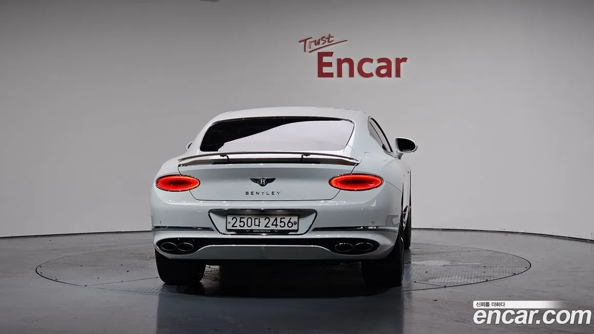 Bentley Continental 2023 из KR, фото 4