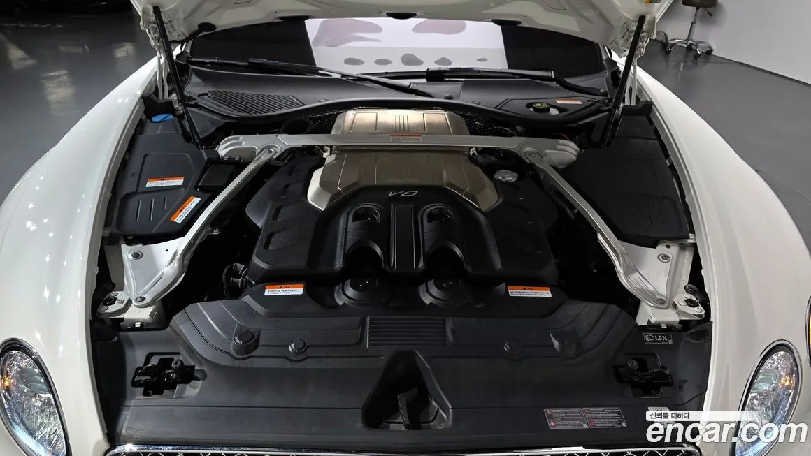 Bentley Continental 2023 из KR, фото 6