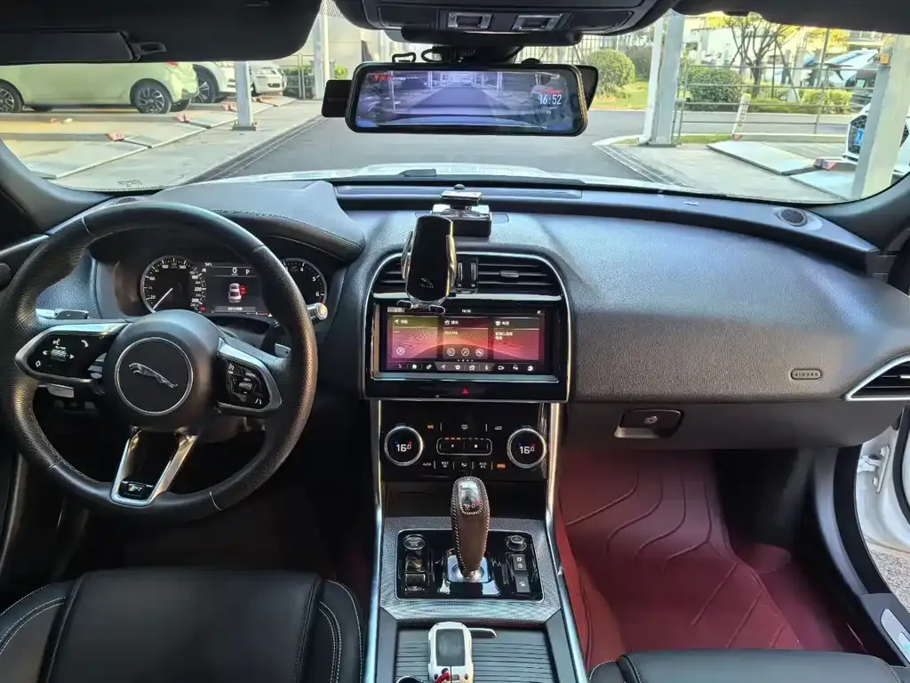 Jaguar XEL 2021 из CN, фото 9