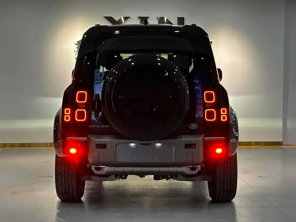 Land Rover Defender 2025 из CN, фото 5