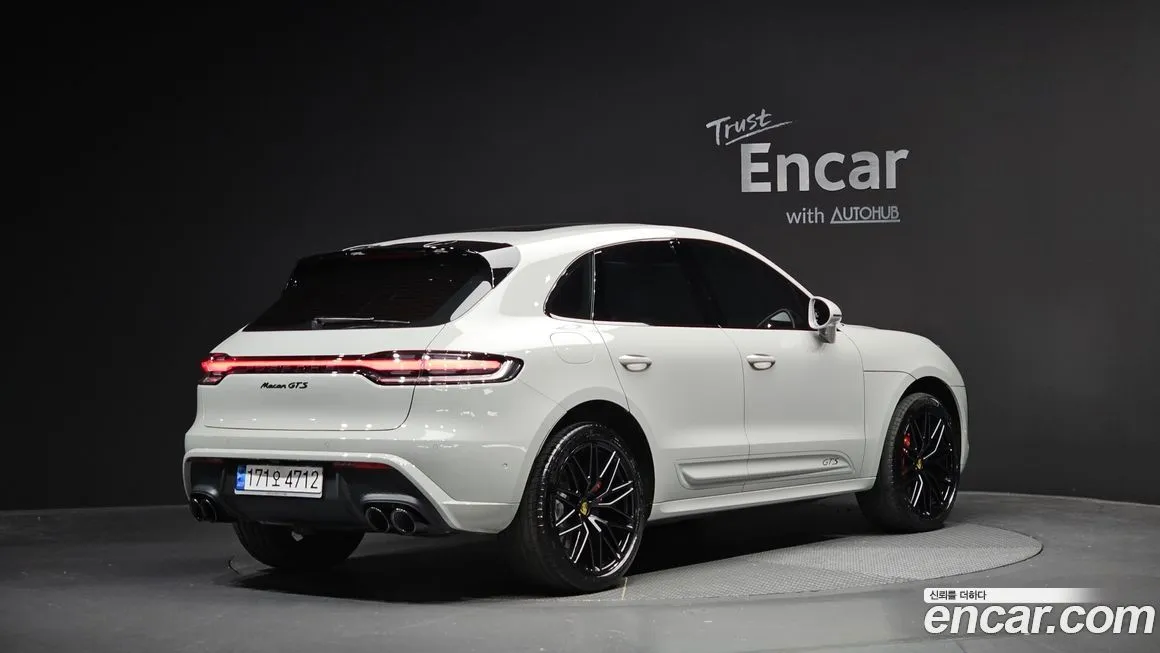 Porsche Macan 2022 из KR, фото 2