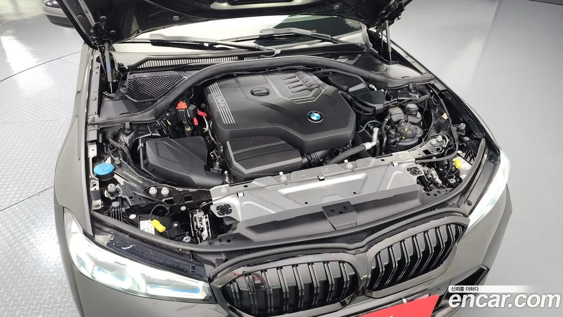 BMW 3-Series 2023 из KR, фото 6