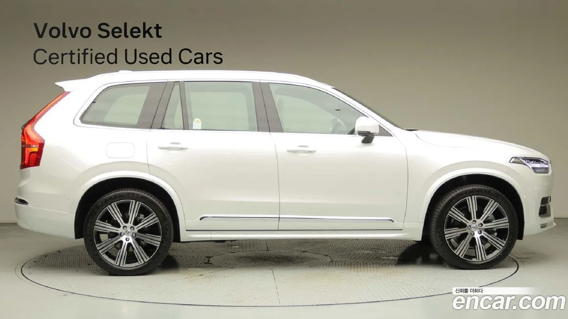 Volvo XC90 2025 из KR, фото 2