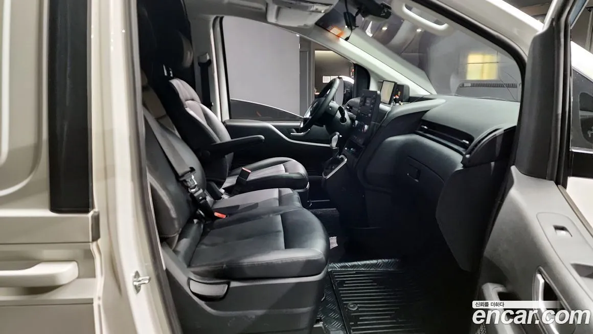 Hyundai Staria 2023 из KR, фото 10