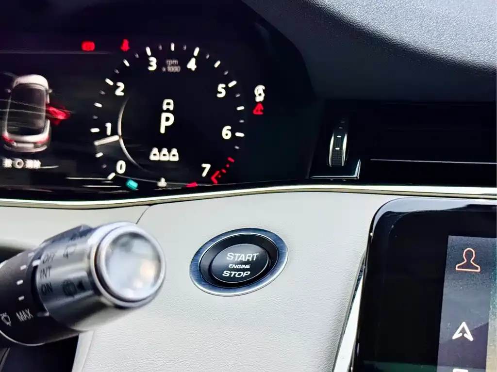 Land Rover Evoque — фото 5