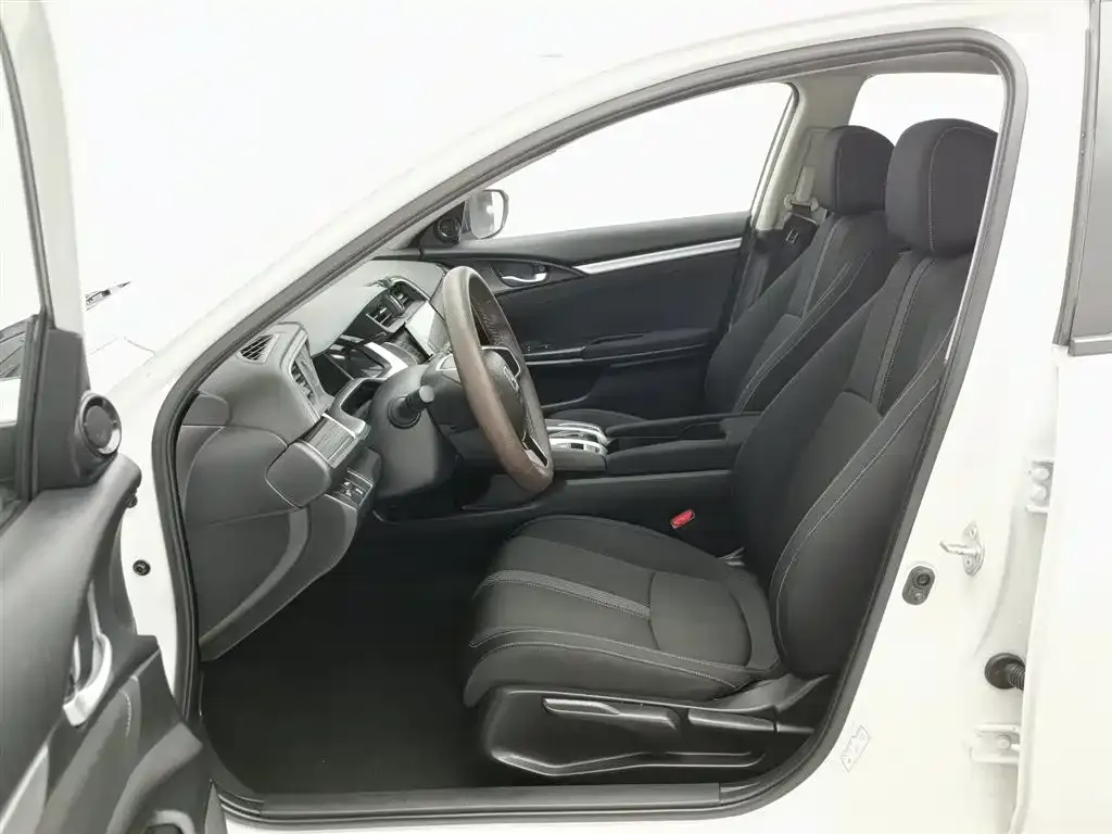 Honda Civic 2021 из CN, фото 10