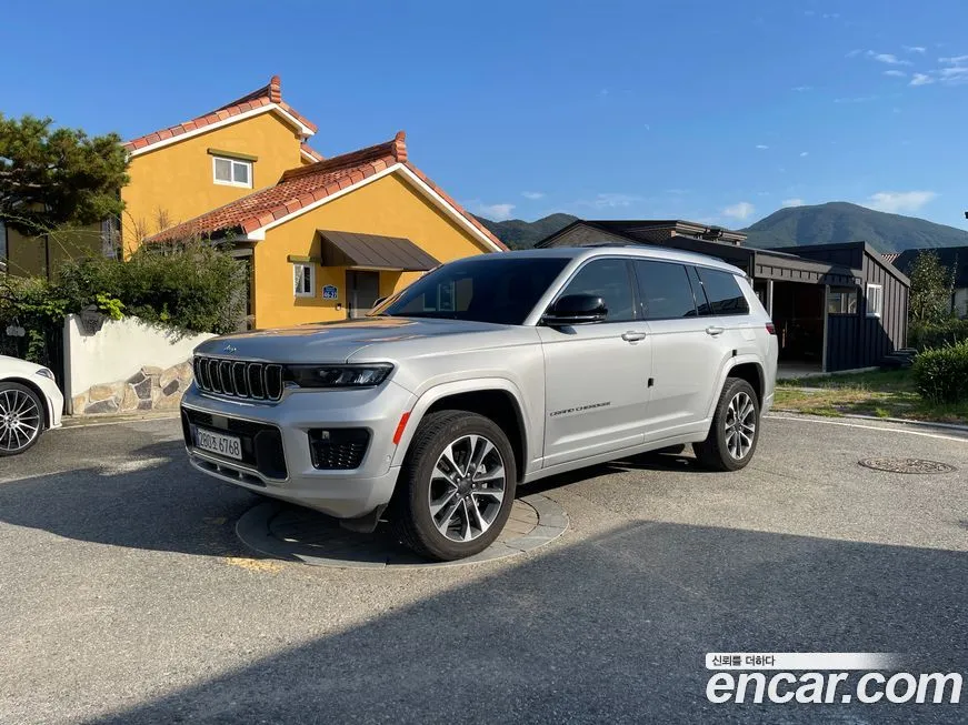 Jeep Cherokee — фото 1