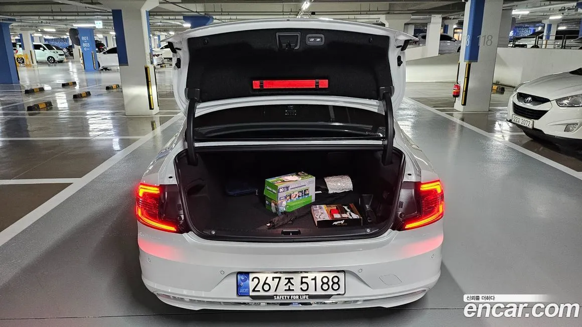 Volvo S90 2024 из KR, фото 8