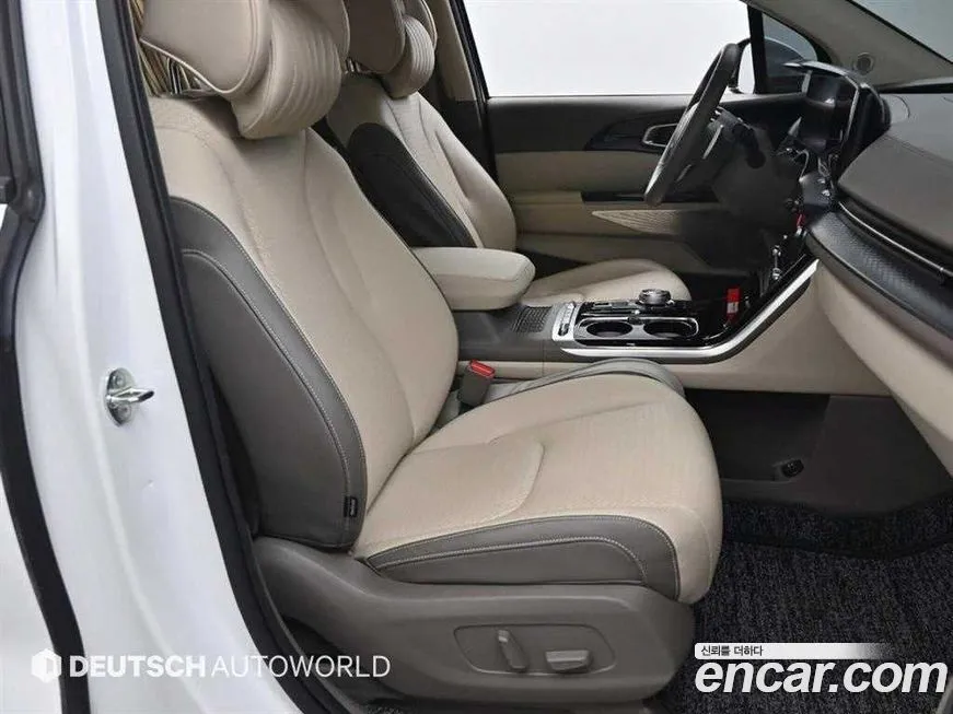 Kia Carnival — фото 10