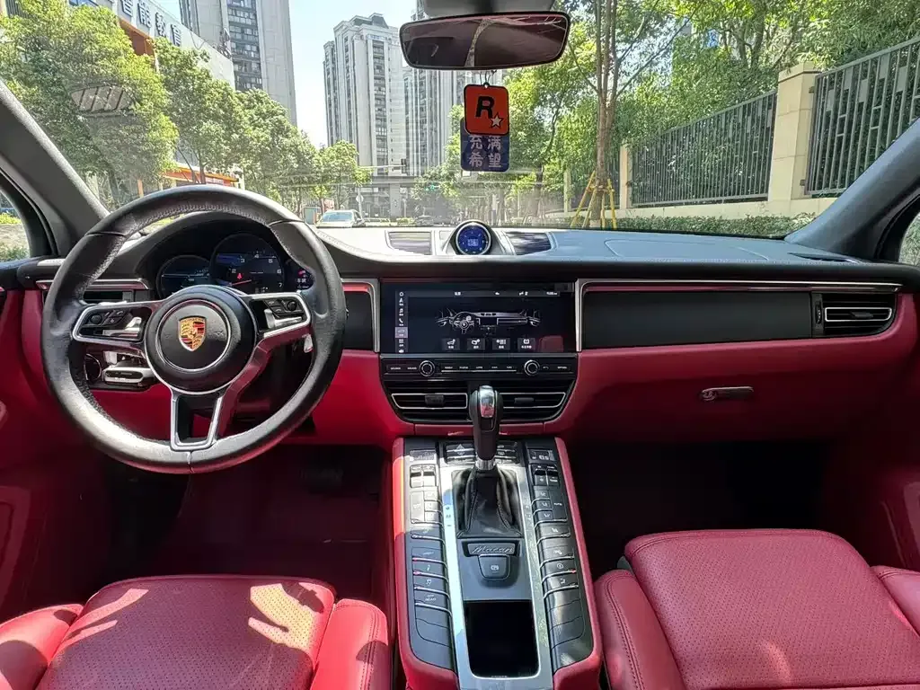Porsche Macan 2021 из CN, фото 5