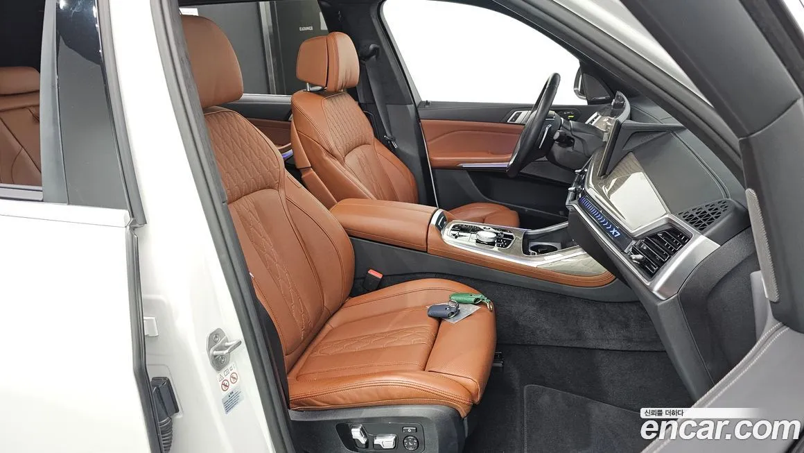 BMW X7 2024 из KR, фото 10