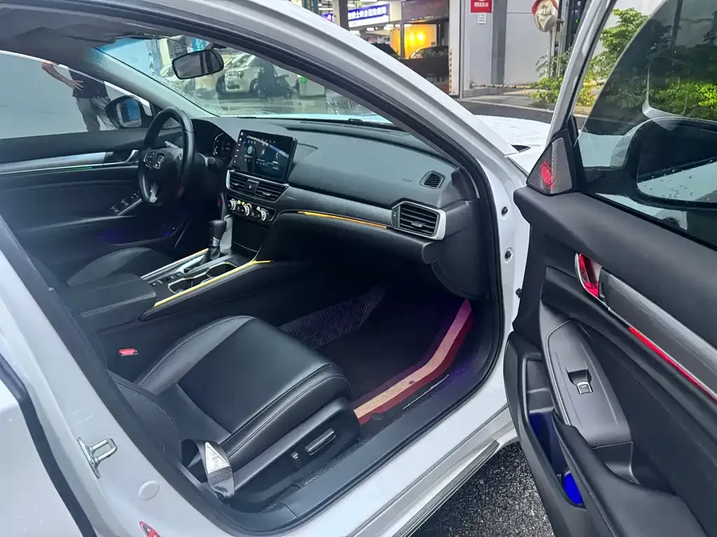 Honda Accord 2022 из CN, фото 9