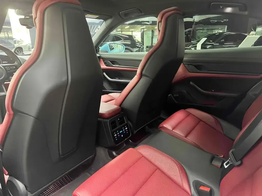 Porsche Taycan 2023 из CN, фото 9