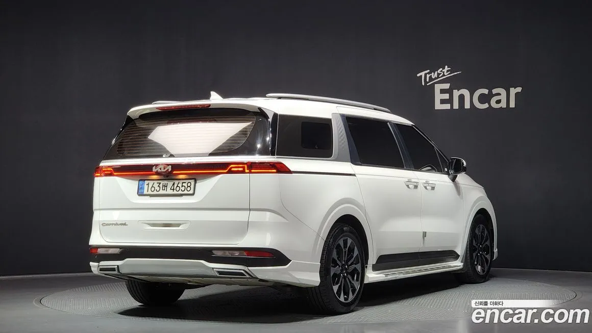 Kia Carnival 2021 из KR, фото 2