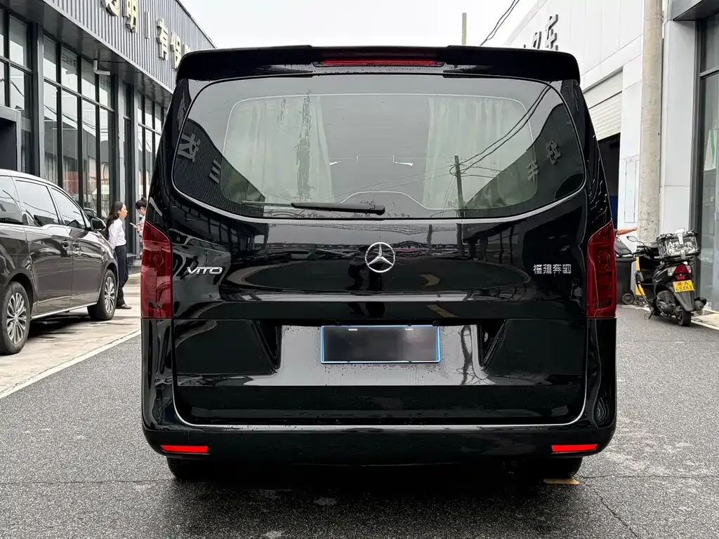 Mercedes-Benz Vito 2024 из CN, фото 5