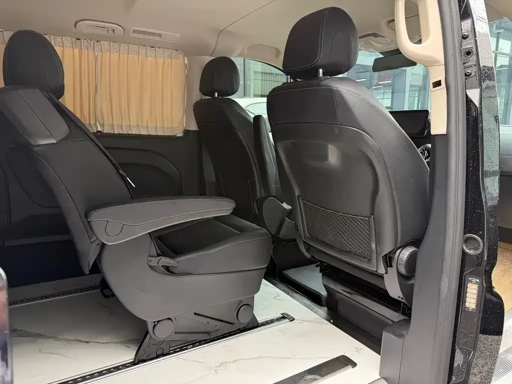 Mercedes-Benz Vito 2024 из CN, фото 9