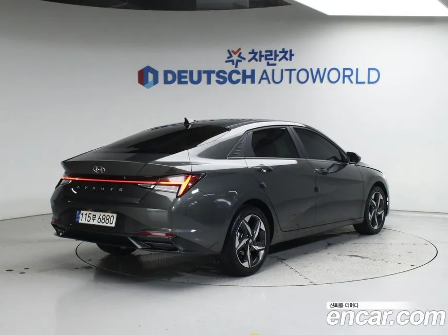 Hyundai AVANTE — фото 2