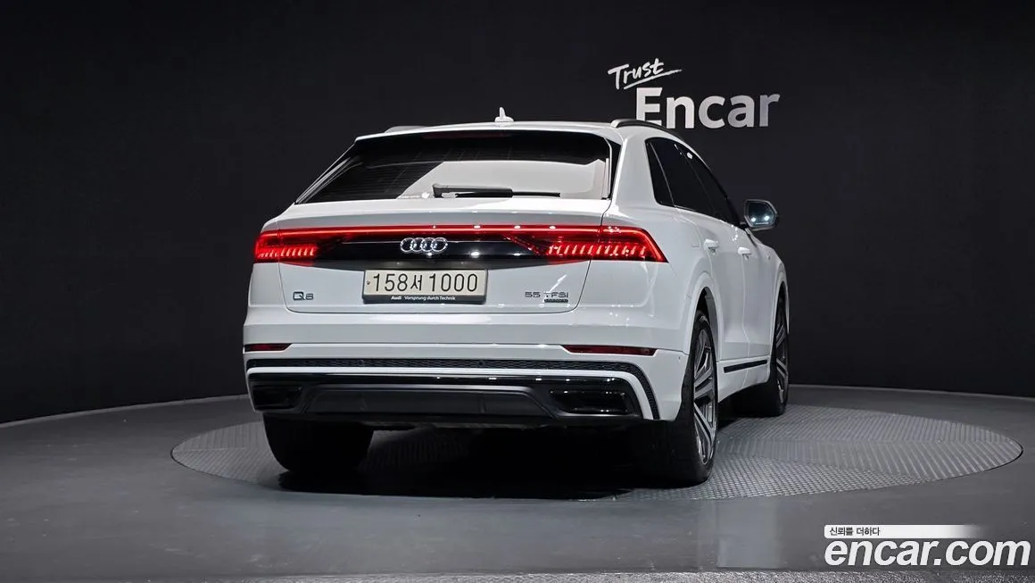 Audi Q8 — фото 4