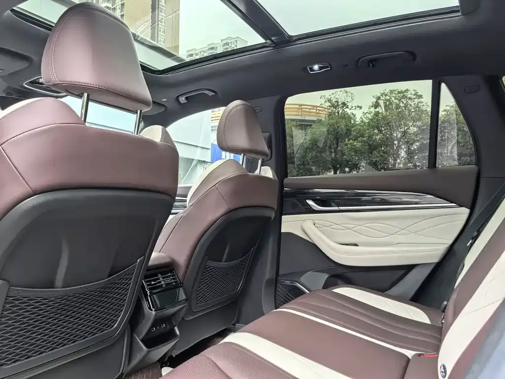 Geely Xingyue L 2023 из CN, фото 8