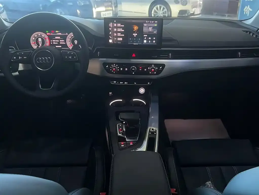 Audi A4L 2025 из CN, фото 8