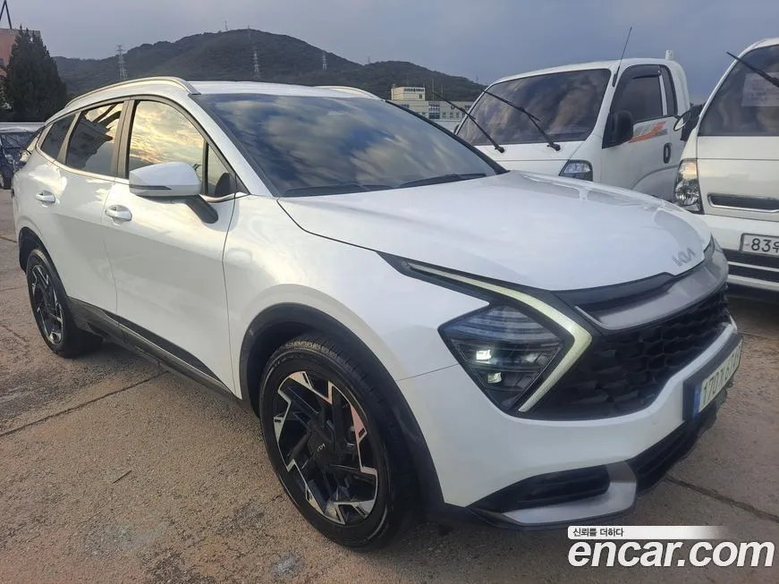 Kia Sportage — фото 1