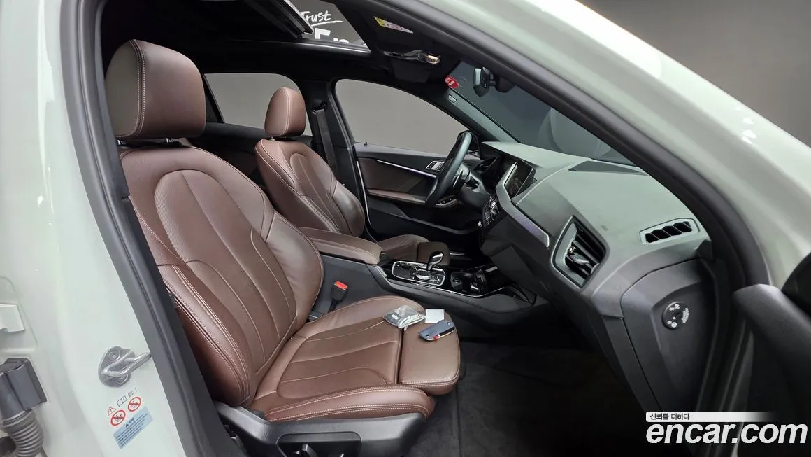BMW 1-Series 2023 из KR, фото 10