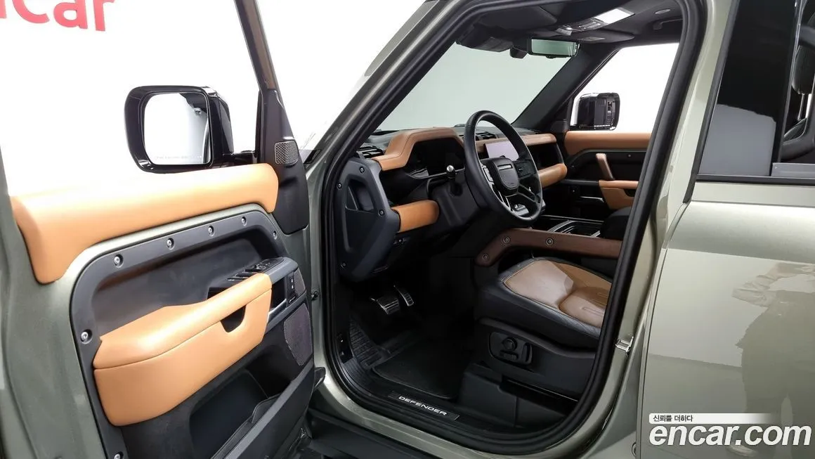 Land Rover Defender — фото 10