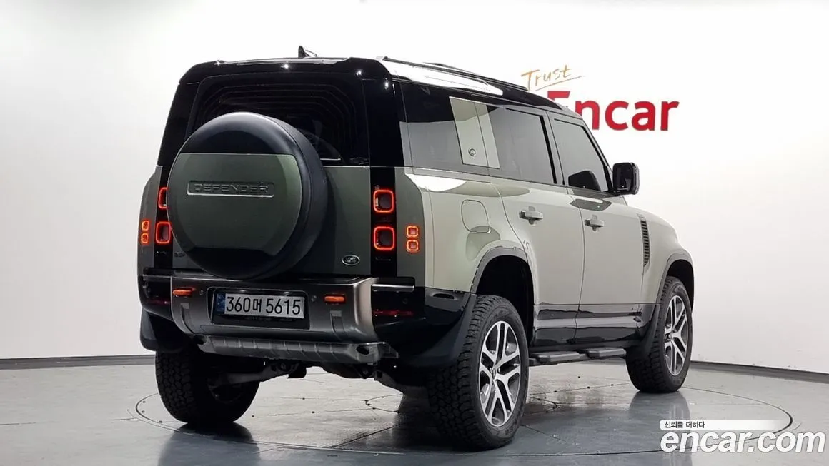Land Rover Defender — фото 2