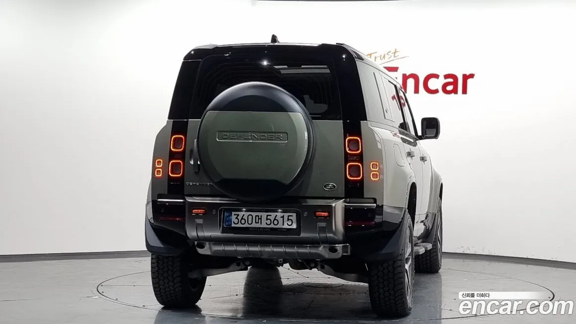 Land Rover Defender — фото 4