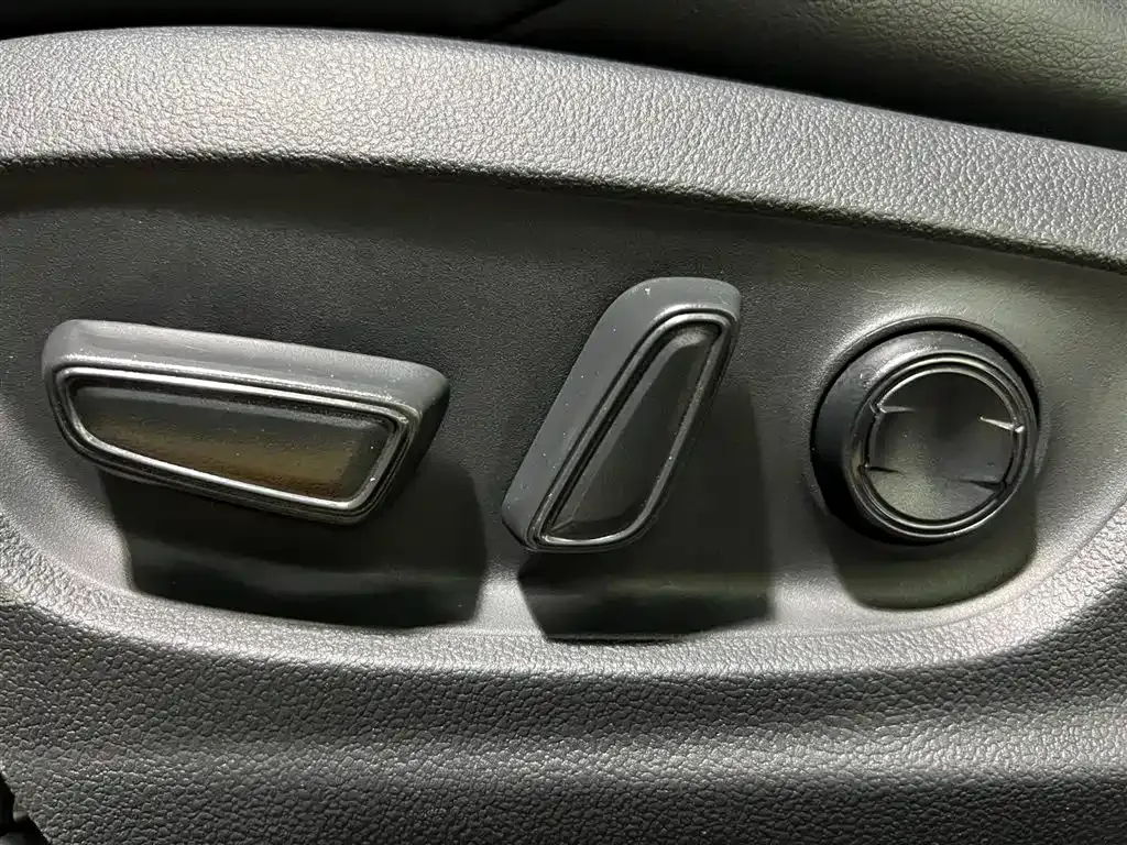 Toyota C-HR 2021 из CN, фото 9