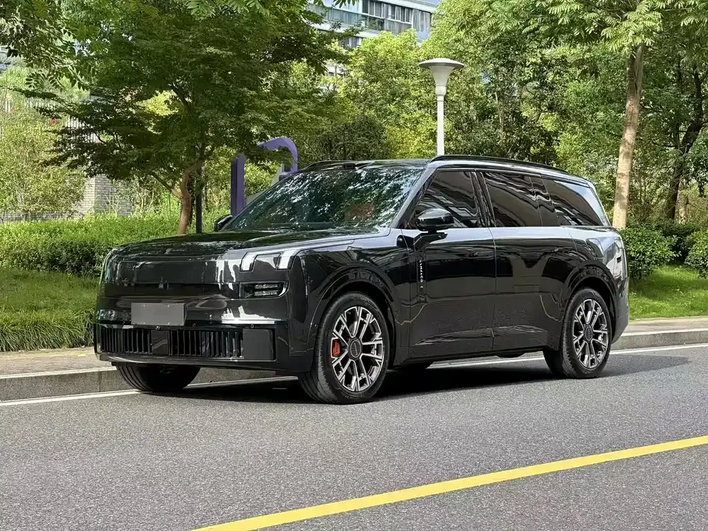 Lynk & Co 900 2025 из CN, фото 1