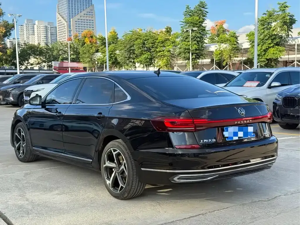 Volkswagen Passat 2024 из CN, фото 6