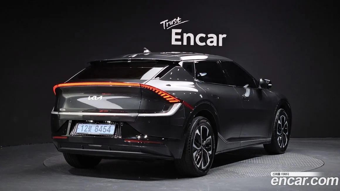 Kia EV6 — фото 2