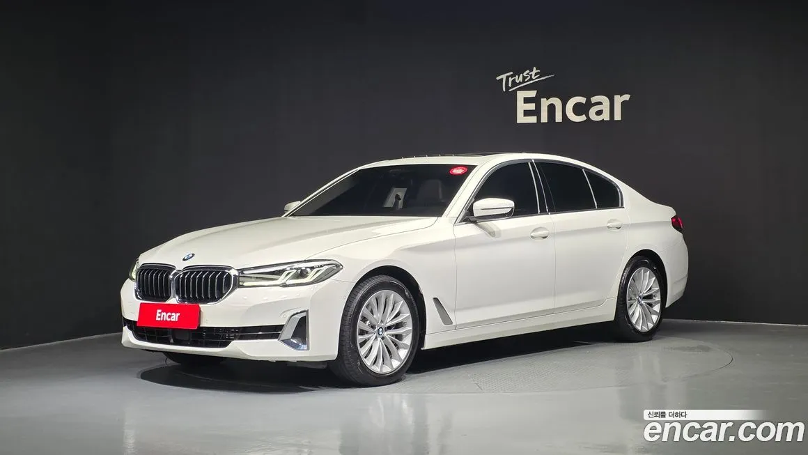 BMW 5-Series — фото 1