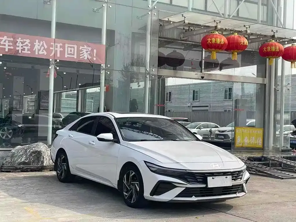 Hyundai Elantra 2024 из CN, фото 3