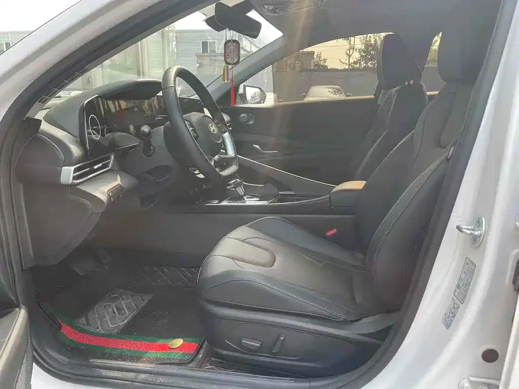 Hyundai Elantra 2024 из CN, фото 4