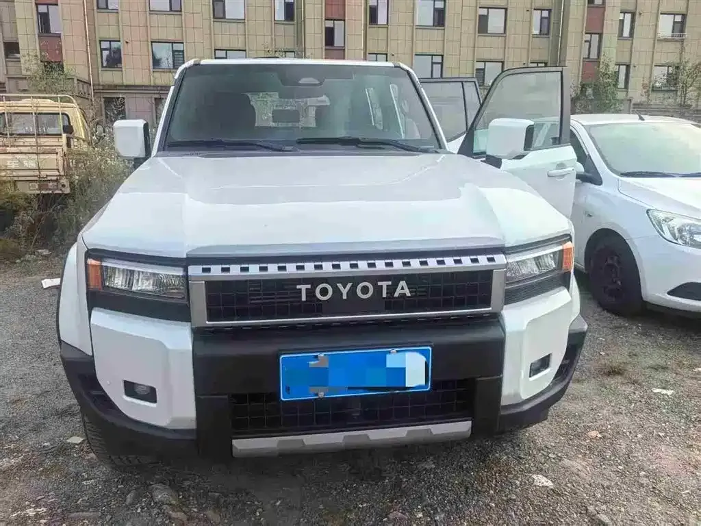 Toyota Prado 2025 из CN, фото 2