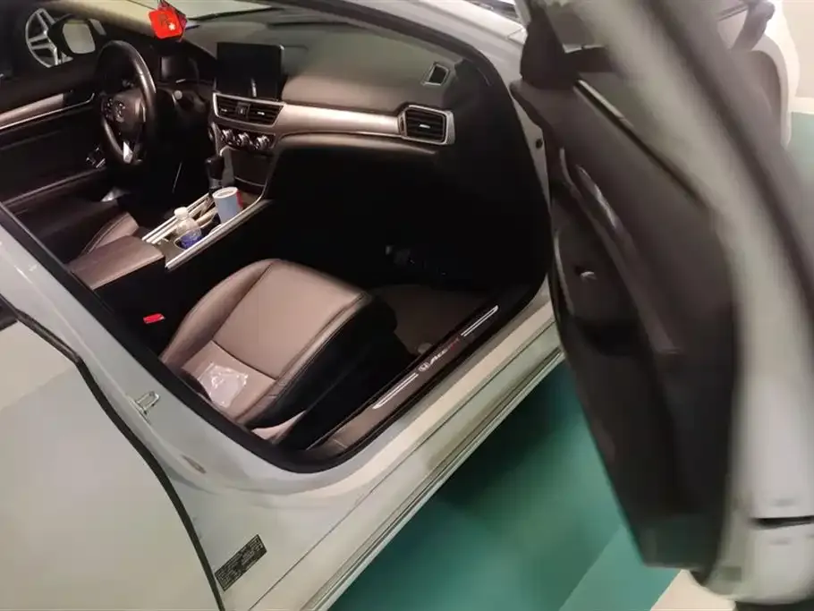 Honda Accord 2022 из CN, фото 8