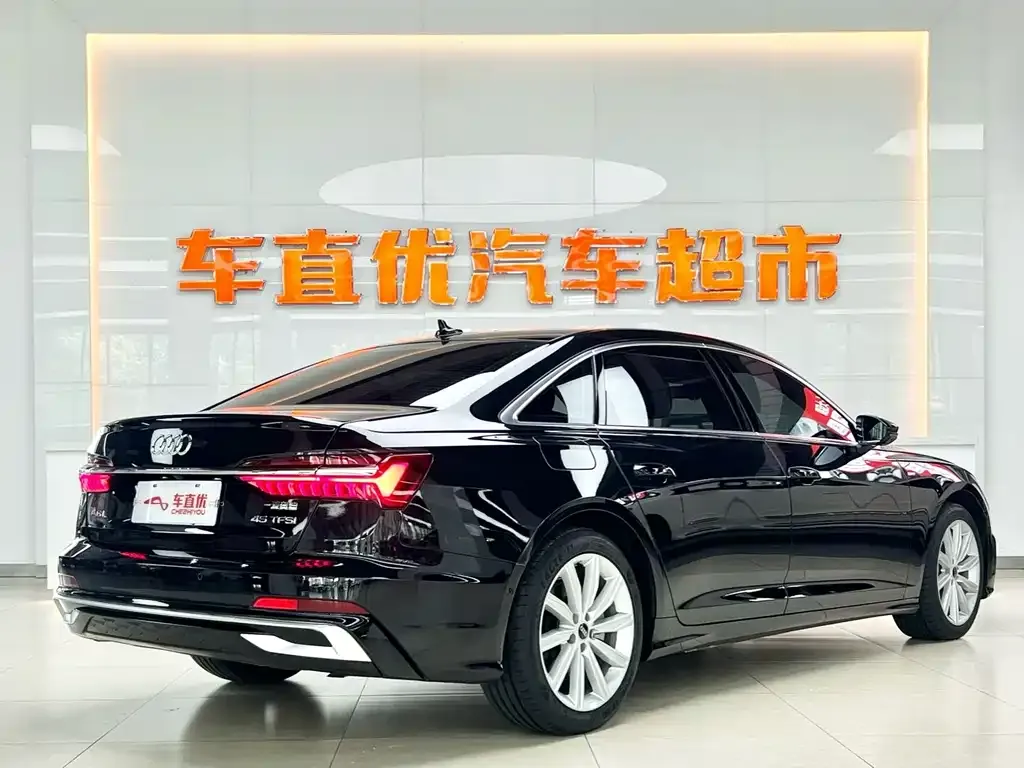 Audi A6L 2025 из CN, фото 5