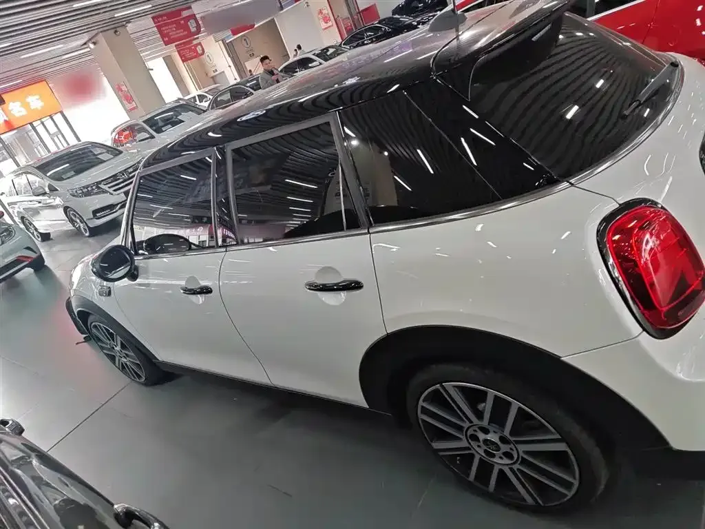 MINI Cooper (3-door) 2024 из CN, фото 5