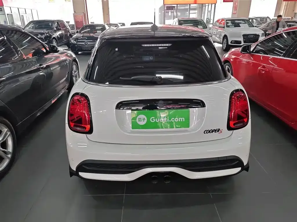 MINI Cooper (3-door) 2024 из CN, фото 6