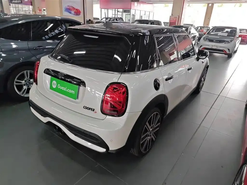 MINI Cooper (3-door) 2024 из CN, фото 7