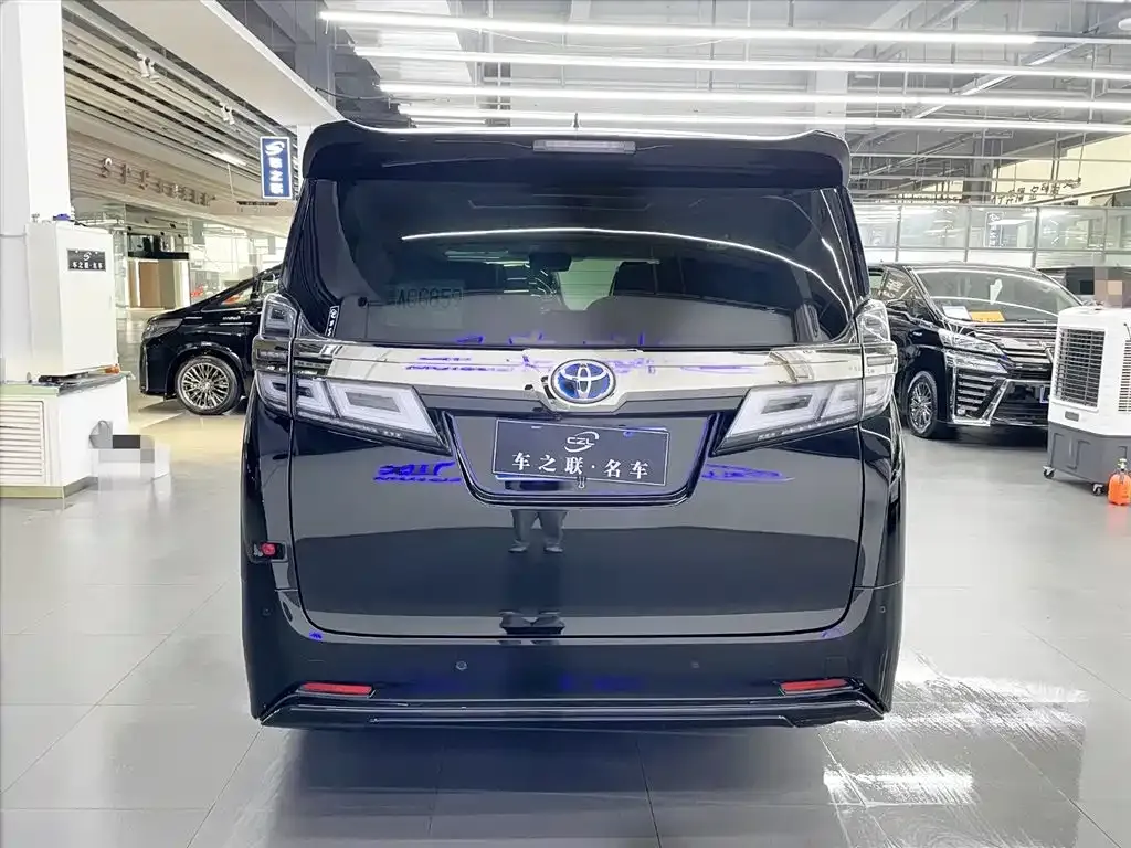 Toyota Vellfire 2021 из CN, фото 5