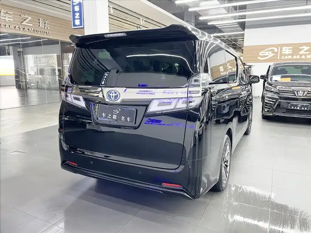 Toyota Vellfire 2021 из CN, фото 6