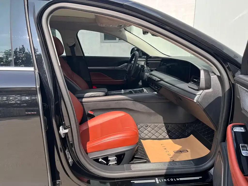 Lincoln Z 2023 из CN, фото 10