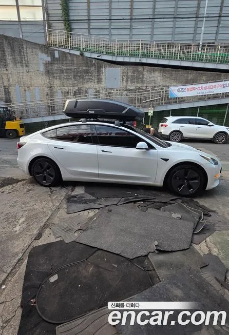 Tesla Model 3 2021 из KR, фото 2