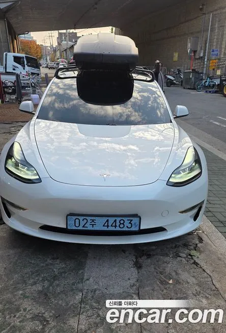 Tesla Model 3 2021 из KR, фото 3