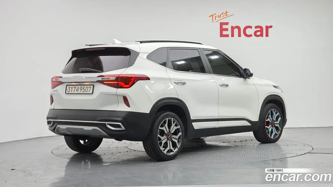 Kia Seltos 2022 из KR, фото 2