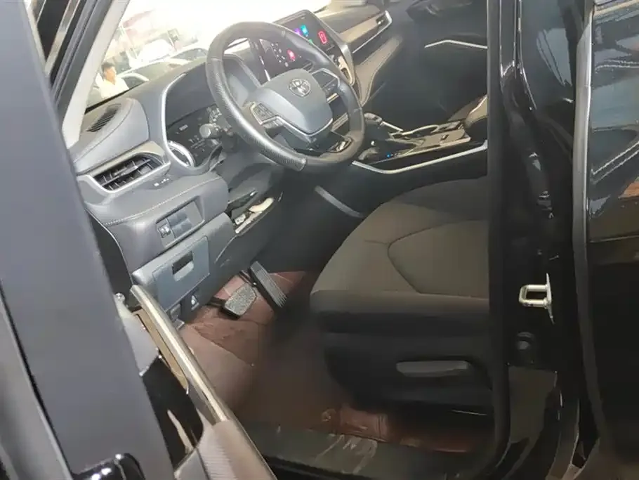 Toyota Highlander 2022 из CN, фото 9