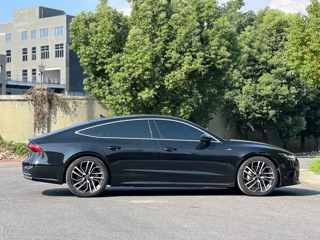 Audi A7 2025 из CN, фото 3